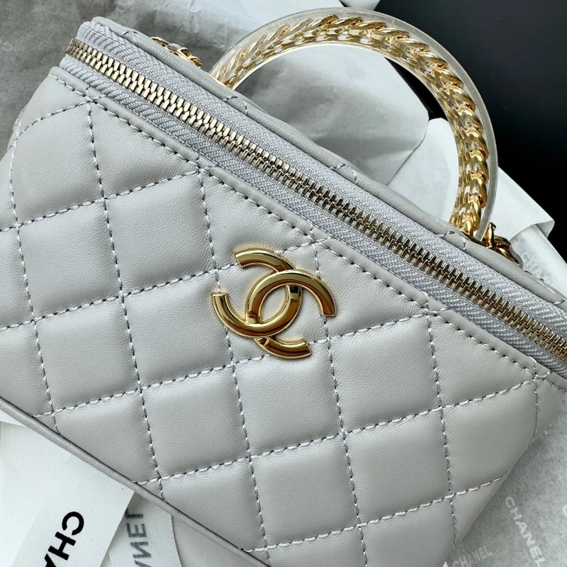 Chanel Cosmetic Bags 4017-0762