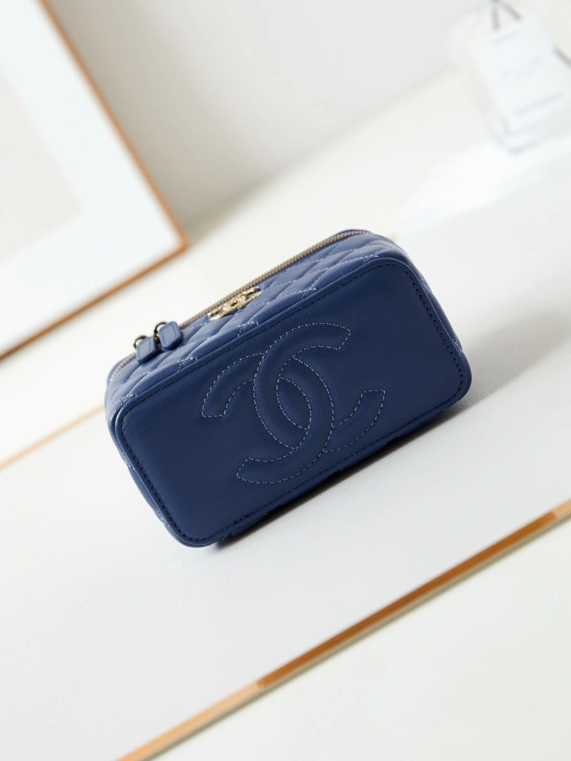 Chanel Cosmetic Bags 4017-0811