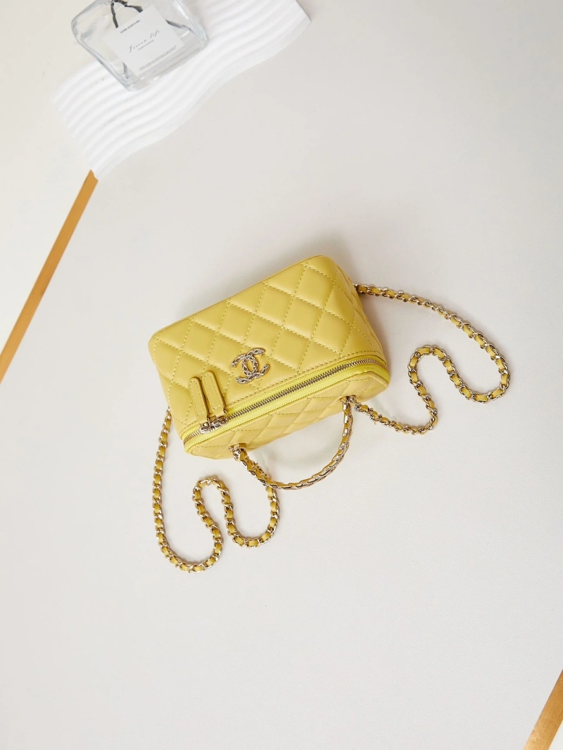 Chanel Cosmetic Bags 4017-0814