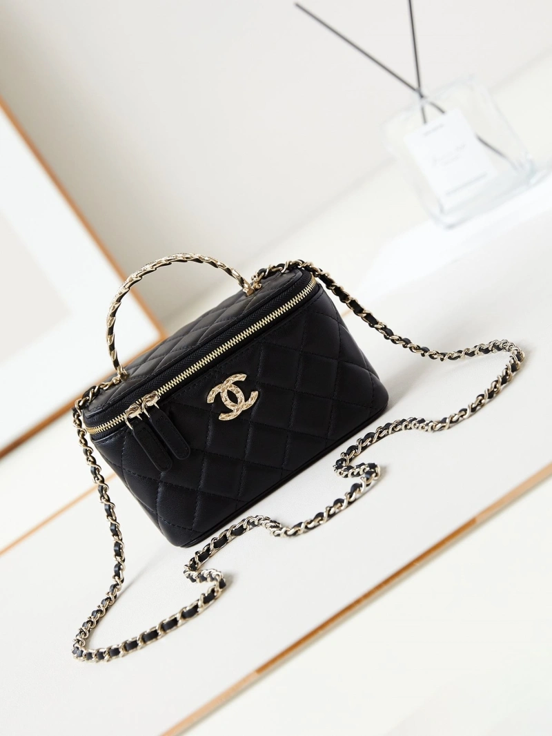 Chanel Cosmetic Bags 4017-0817