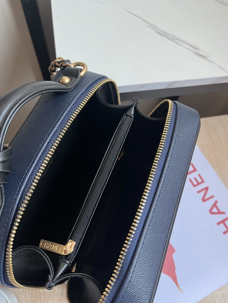 Chanel Cosmetic Bags 4017-0821