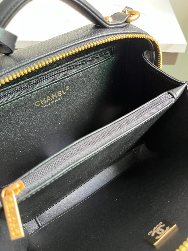 Chanel Cosmetic Bags 4017-0822