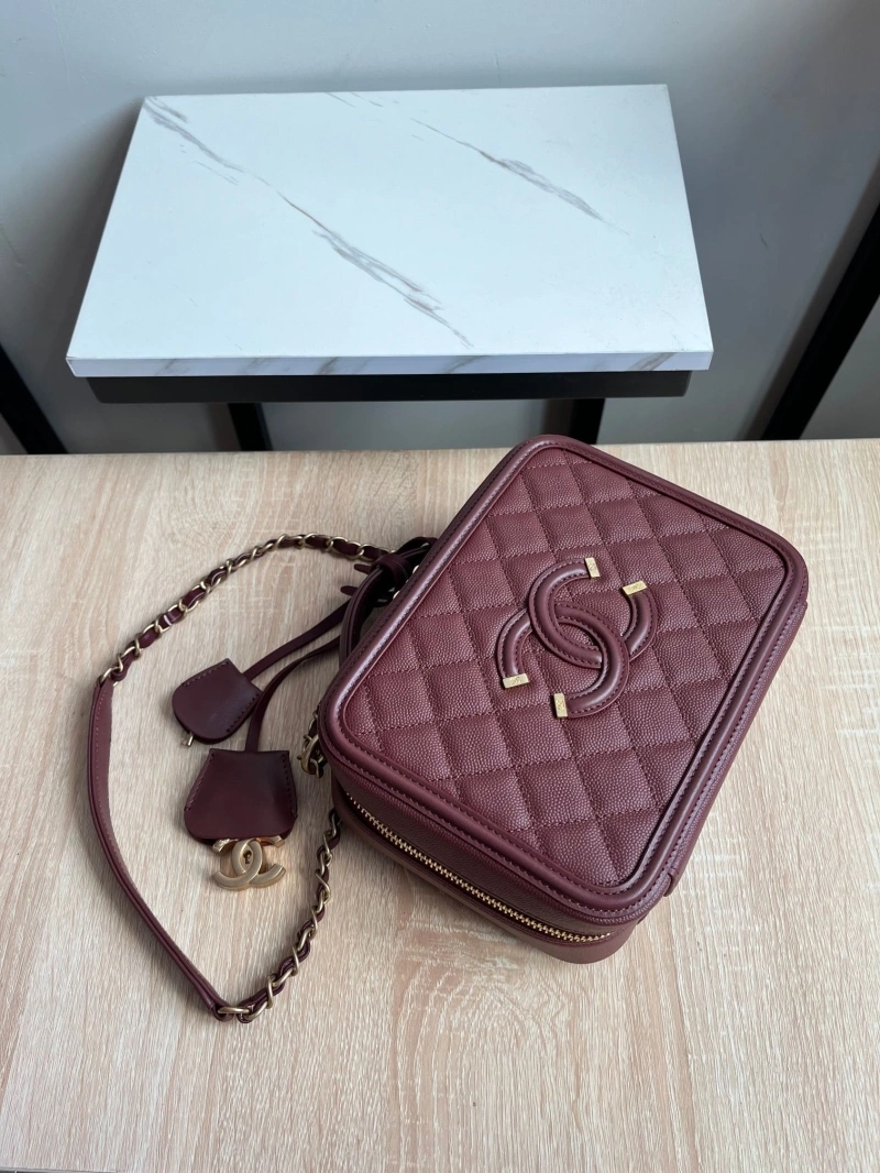 Chanel Cosmetic Bags 4017-0824