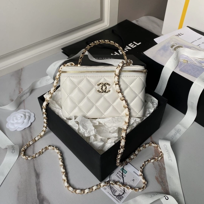 Chanel Cosmetic Bags 4017-0837