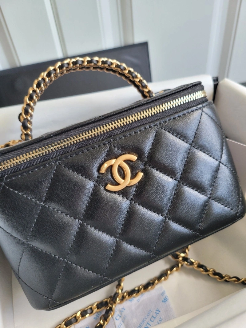 Chanel Cosmetic Bags 4017-0857