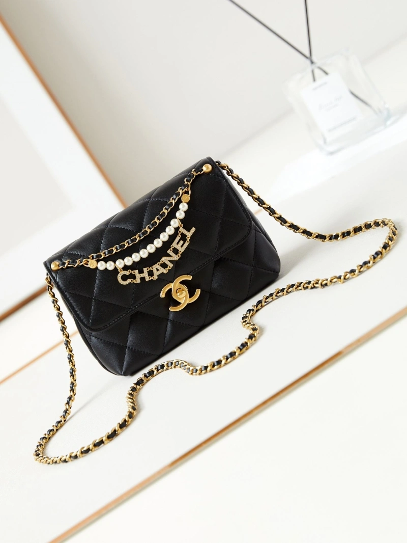 Chanel 19 Bags 4017-0904