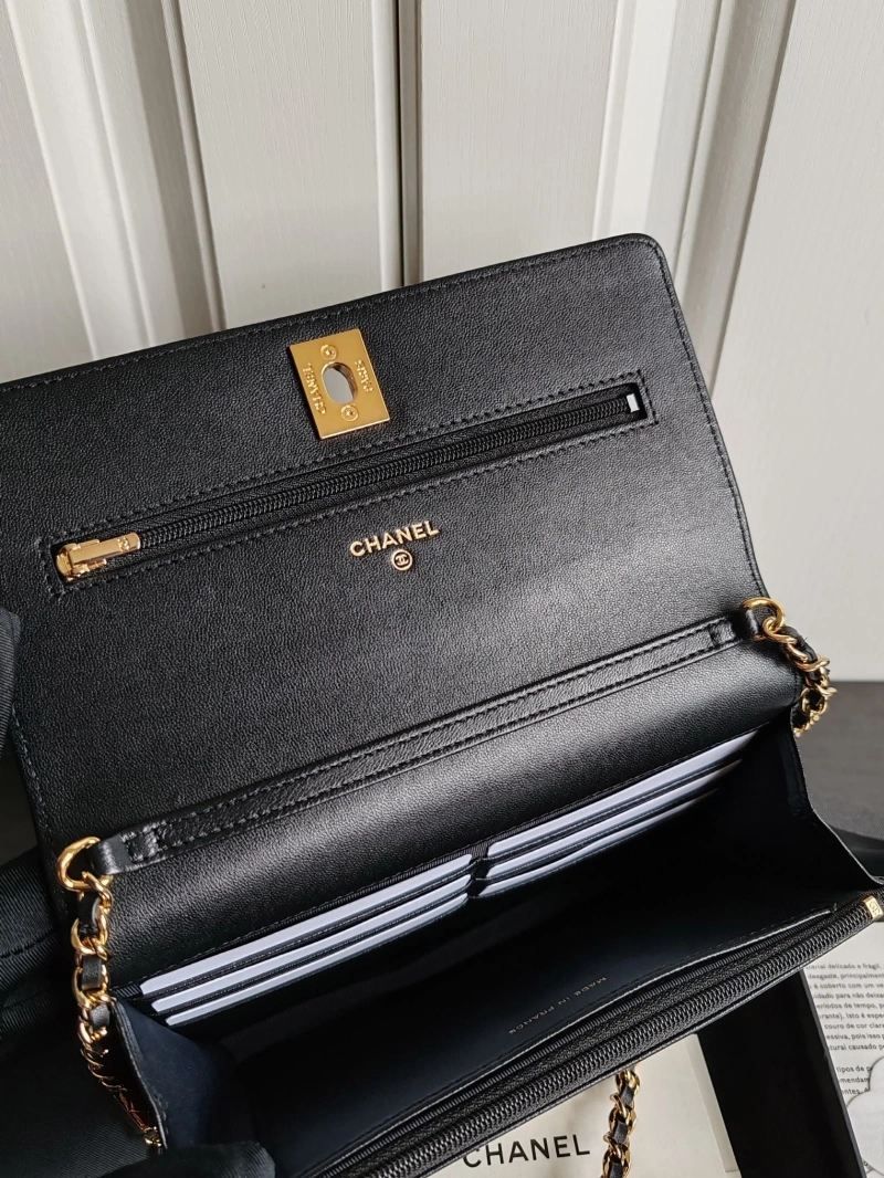 Ch**el woc bags 4017-0931