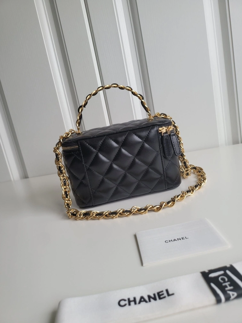 Chanel Cosmetic Bags 4017-0947