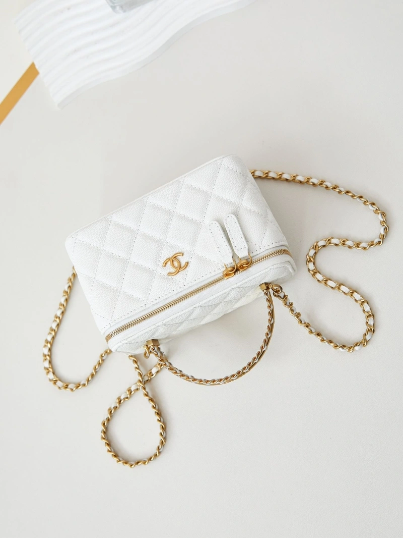 Chanel Cosmetic Bags 4017-0949