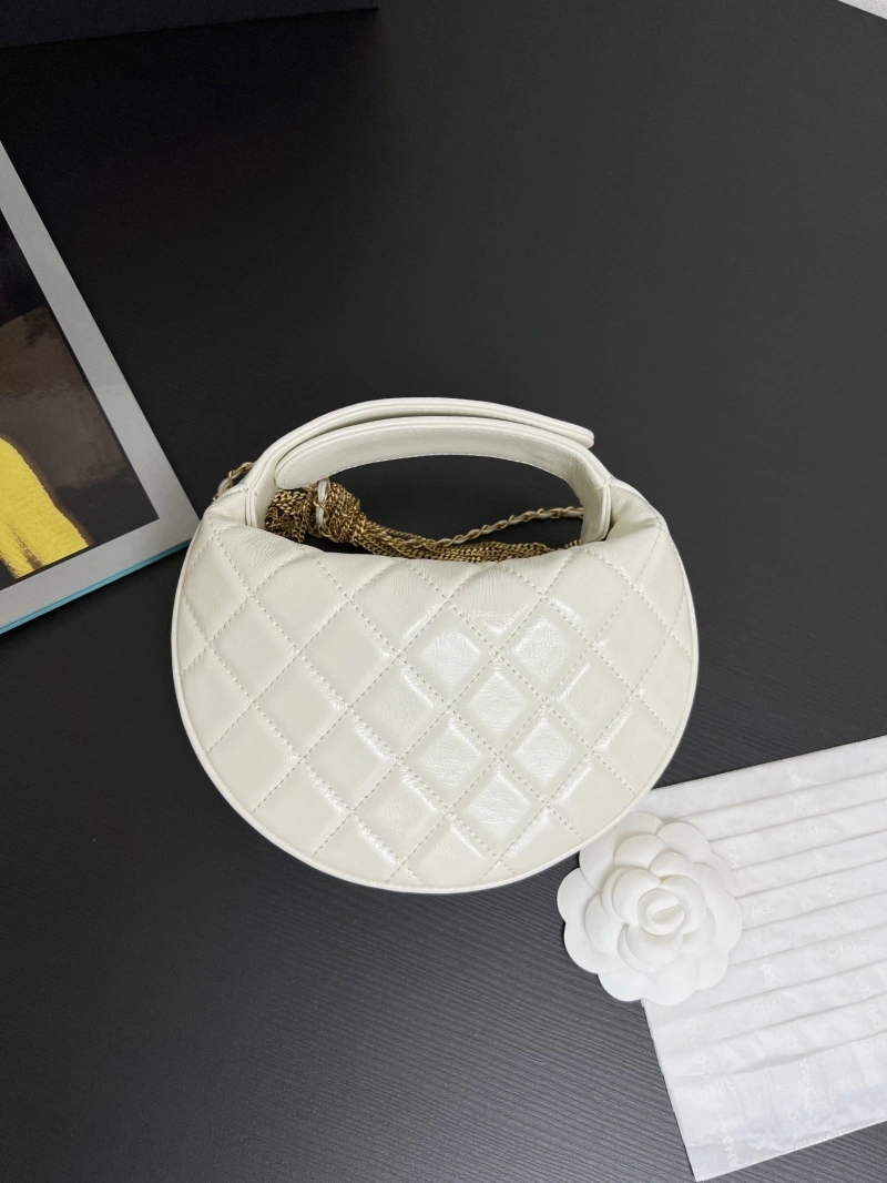 Chanel Round Bags 4017-0954