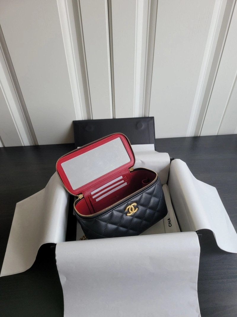 Chanel Cosmetic Bags 4017-1047