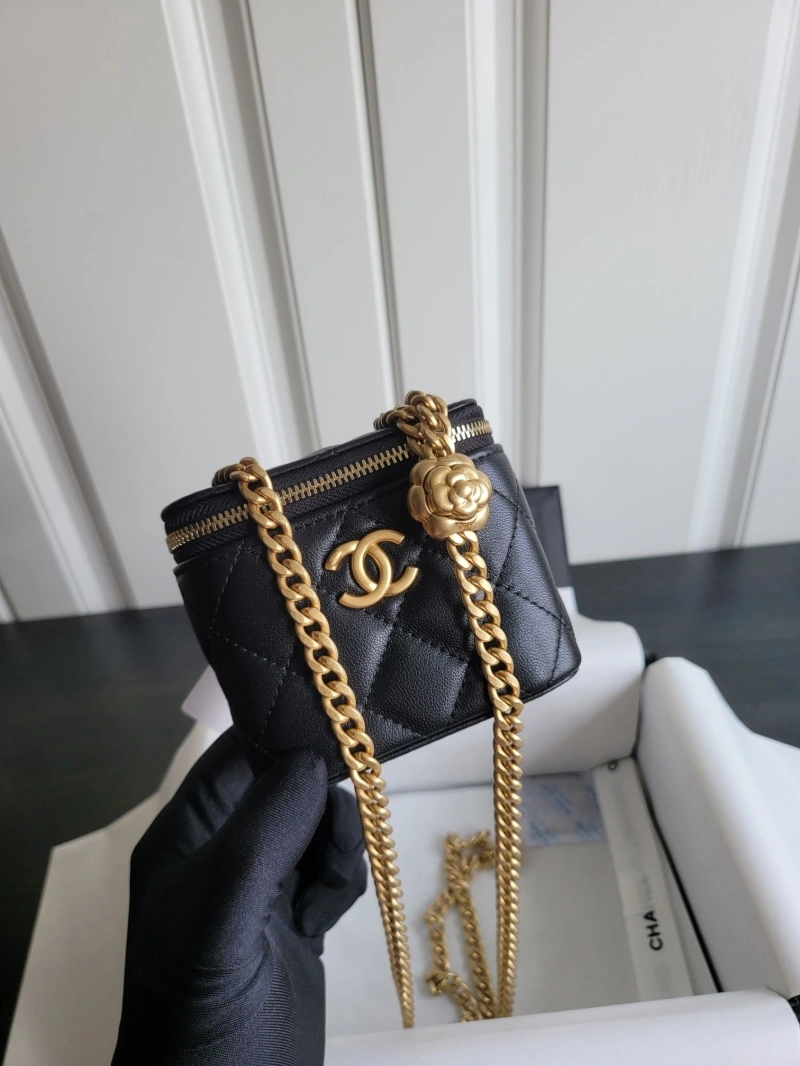 Chanel Cosmetic Bags 4017-1048
