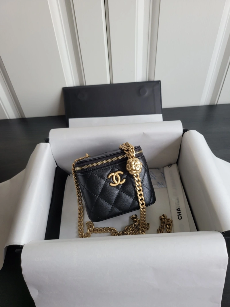 Ch**el cosmetic bags 4017-1048