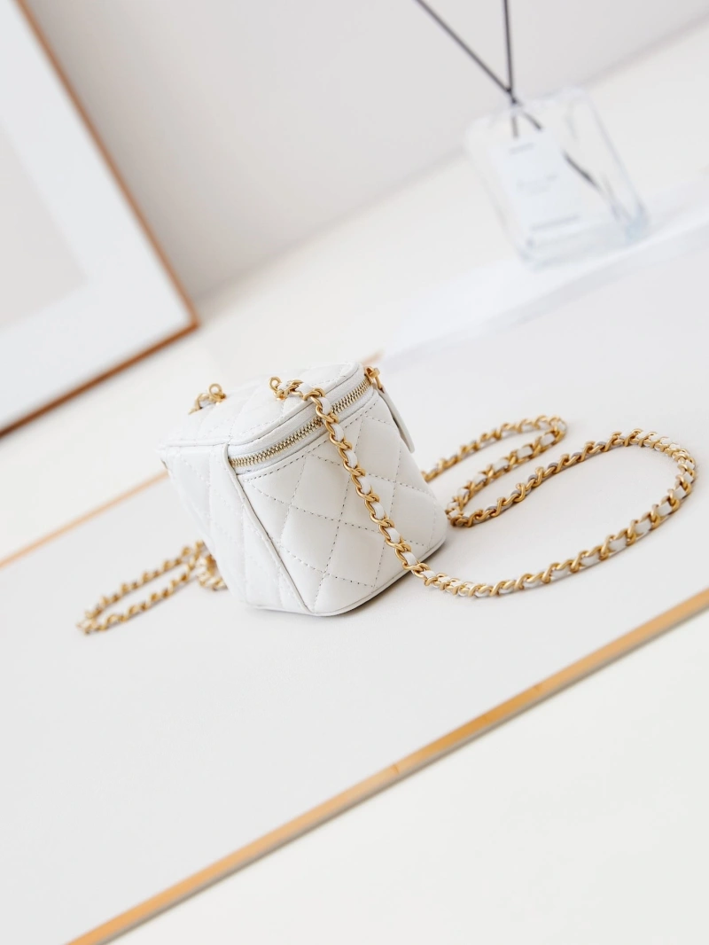 Chanel Cosmetic Bags 4017-1067