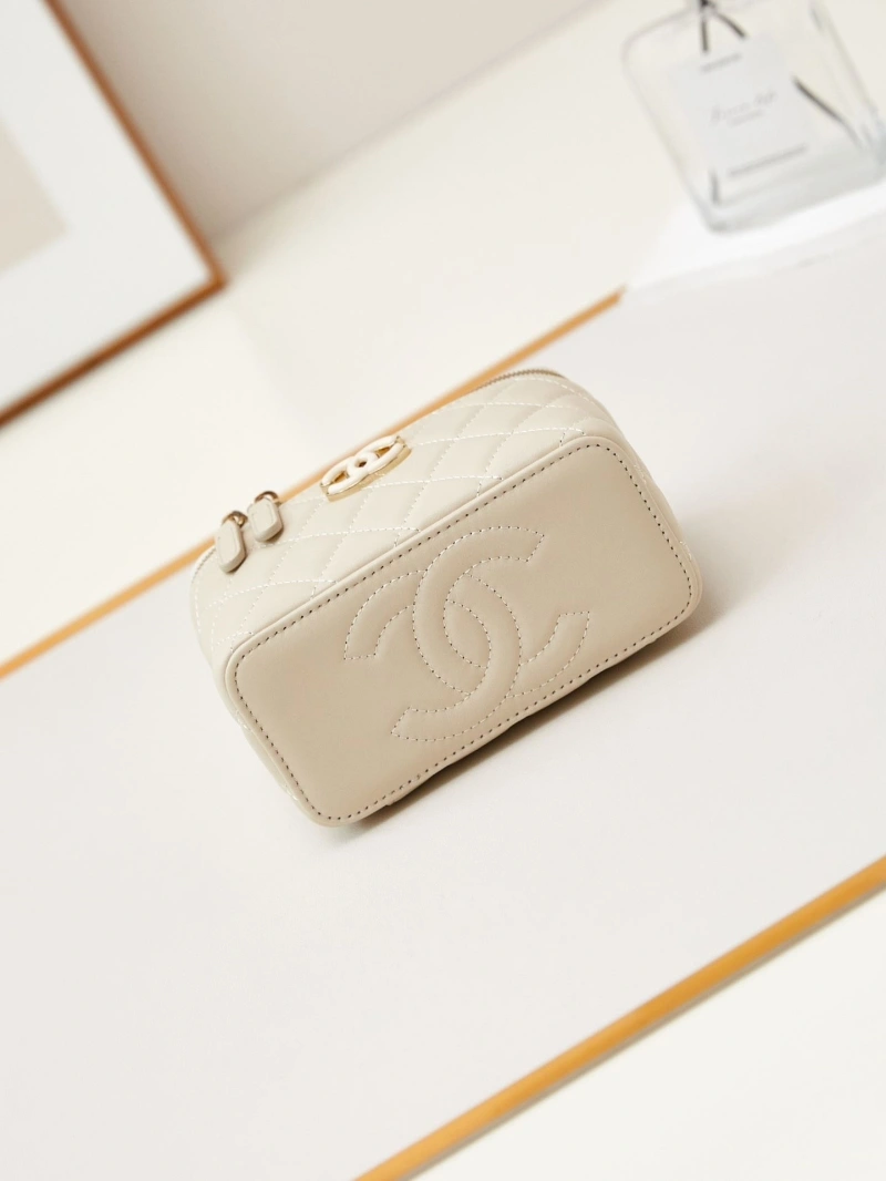 Ch**el cosmetic bags 4017-1183