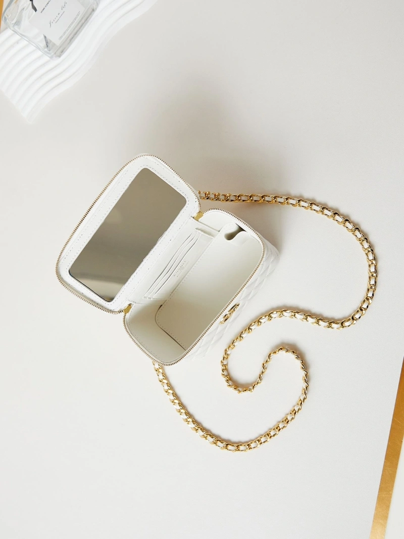 Chanel Cosmetic Bags 4017-1187