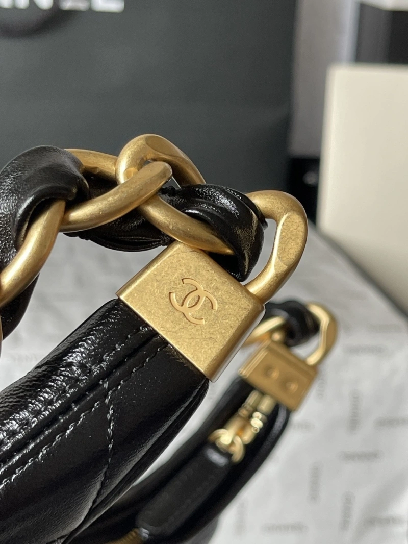 Chanel Shopping Bags 4017-1252