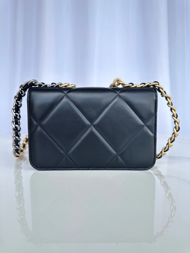 Chanel 19 Bags 4017-1267