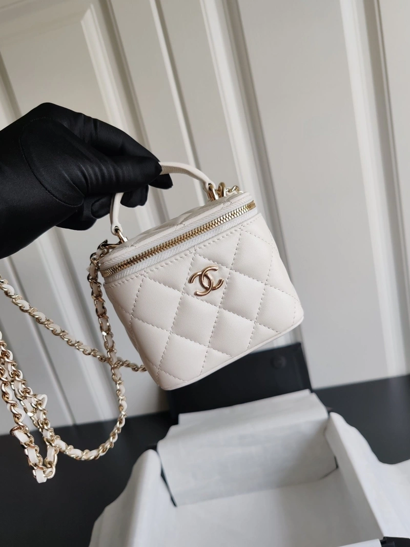 Chanel Cosmetic Bags 4017-1299