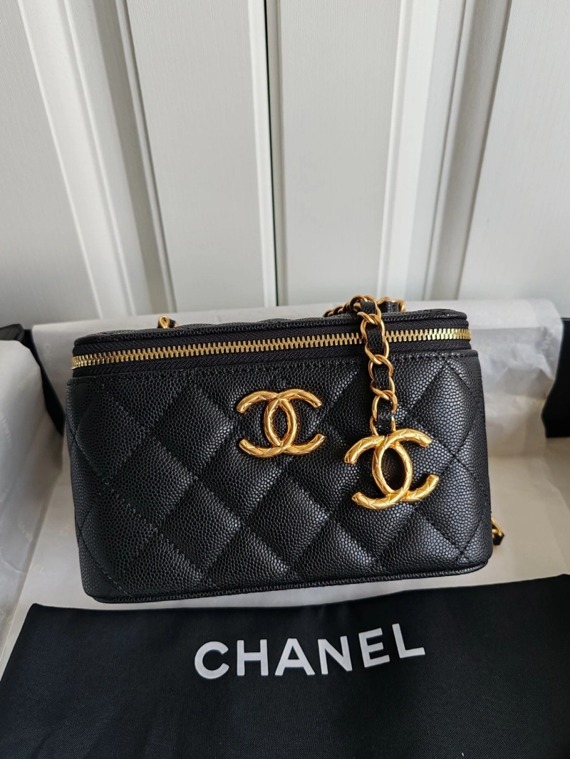Chanel Cosmetic Bags 4017-1305