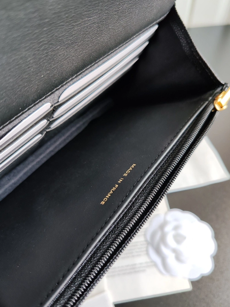 Ch**el woc bags 4017-1309