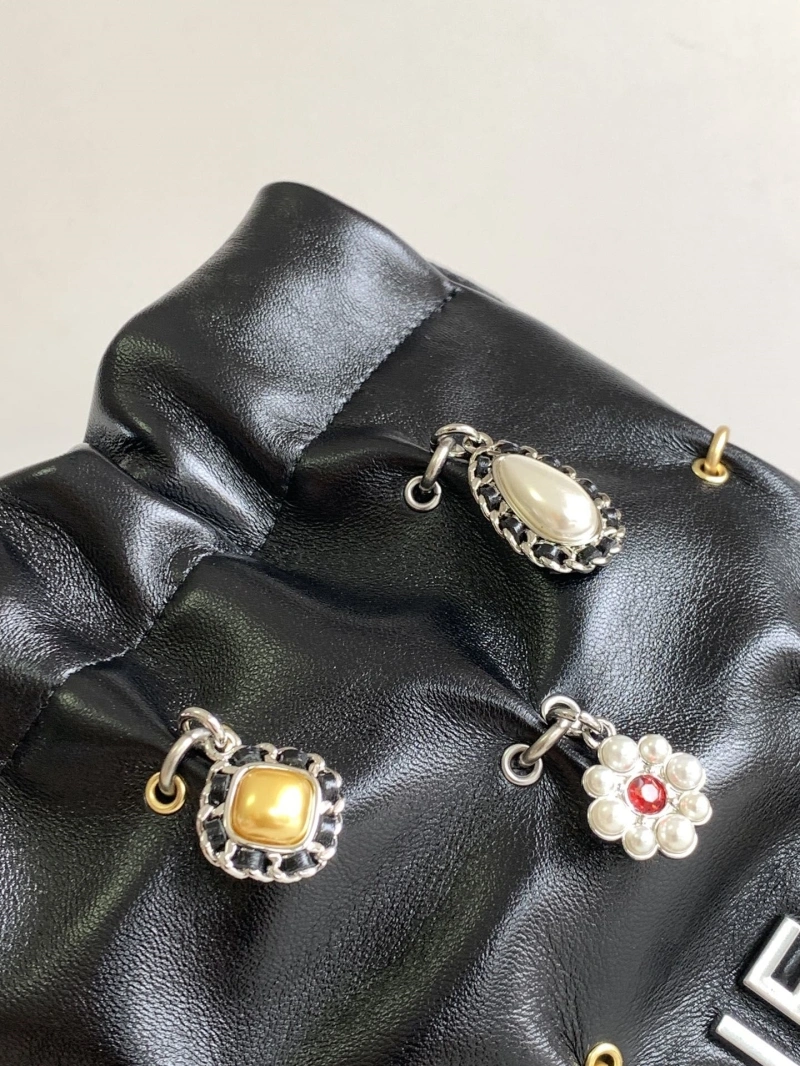 Chanel Bucket Bags 4017-1347