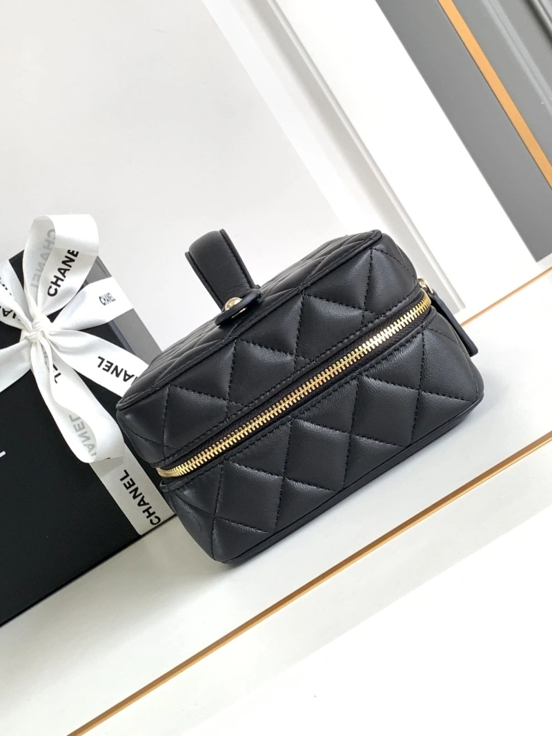 Chanel Cosmetic Bags 4017-1369