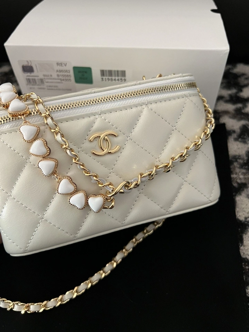 Chanel Cosmetic Bags 4017-1380