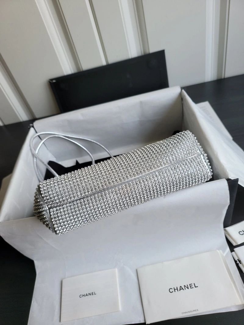 Chanel Shopping Bags 4017-1444