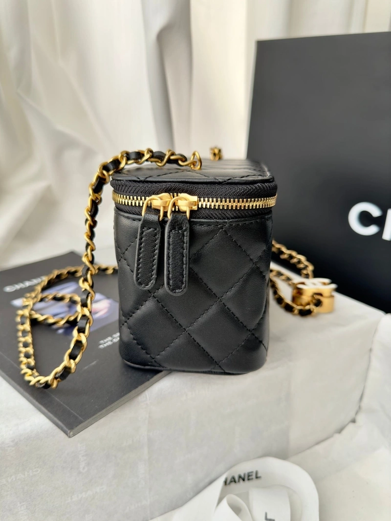 Chanel Cosmetic Bags 4017-1489