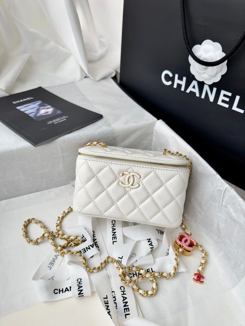 Chanel Cosmetic Bags 4017-1490