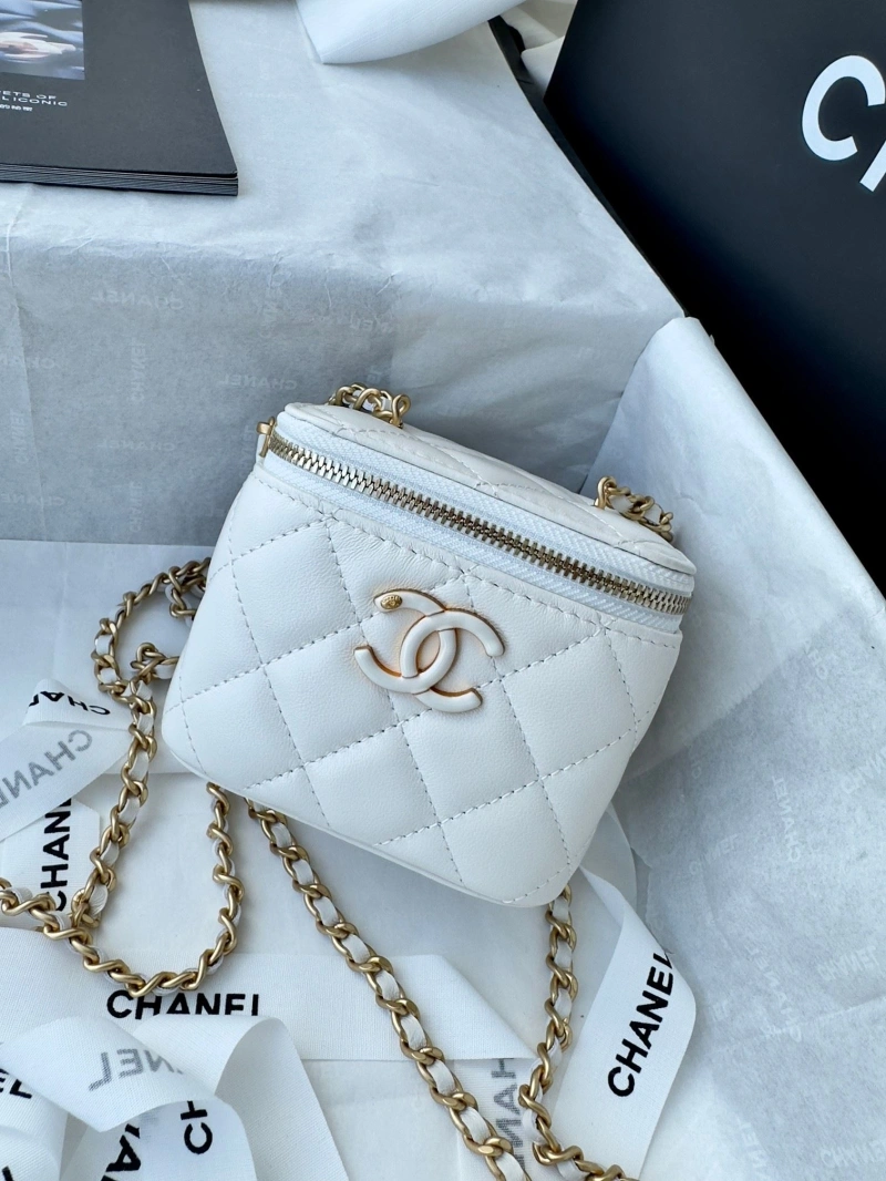 Chanel Cosmetic Bags 4017-1497