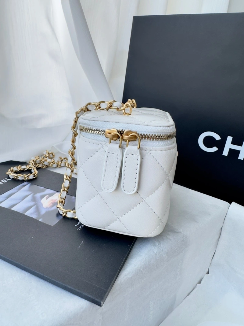 Chanel Cosmetic Bags 4017-1497