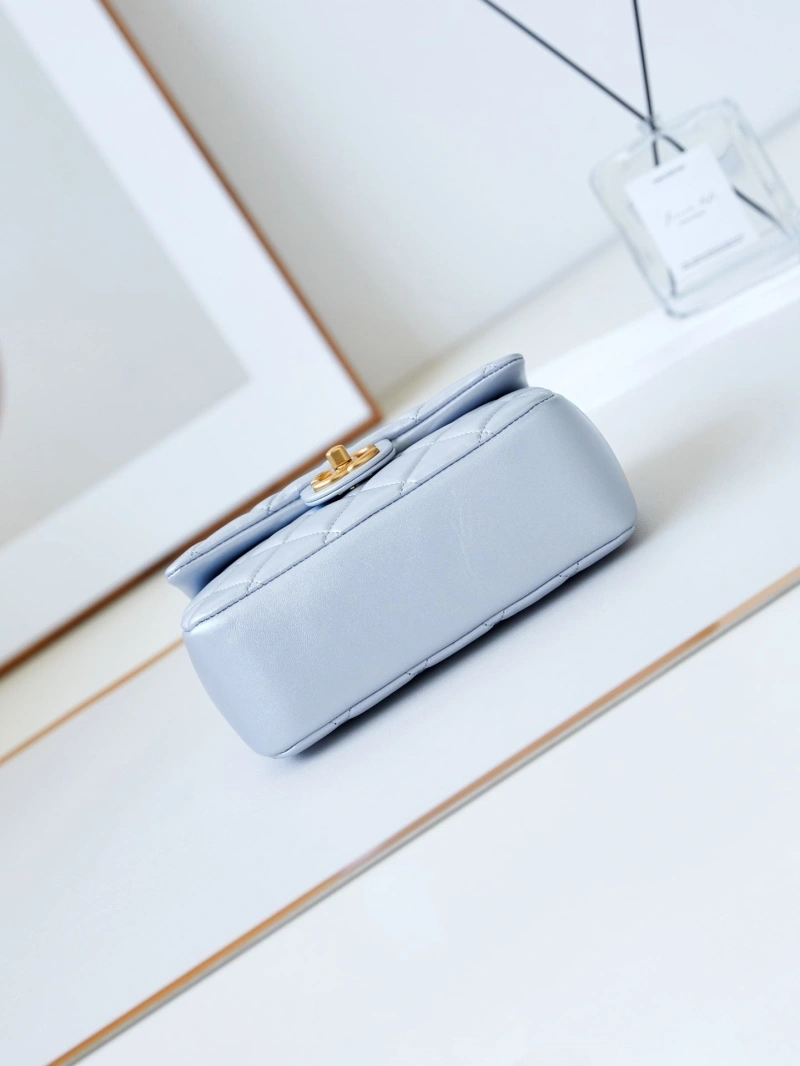 Chanel 19 Bags 4017-1519