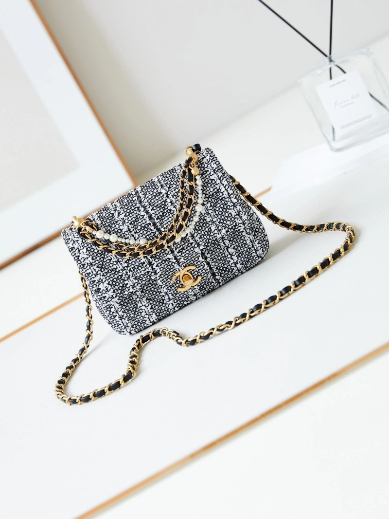 Chanel 19 Bags 4017-1532