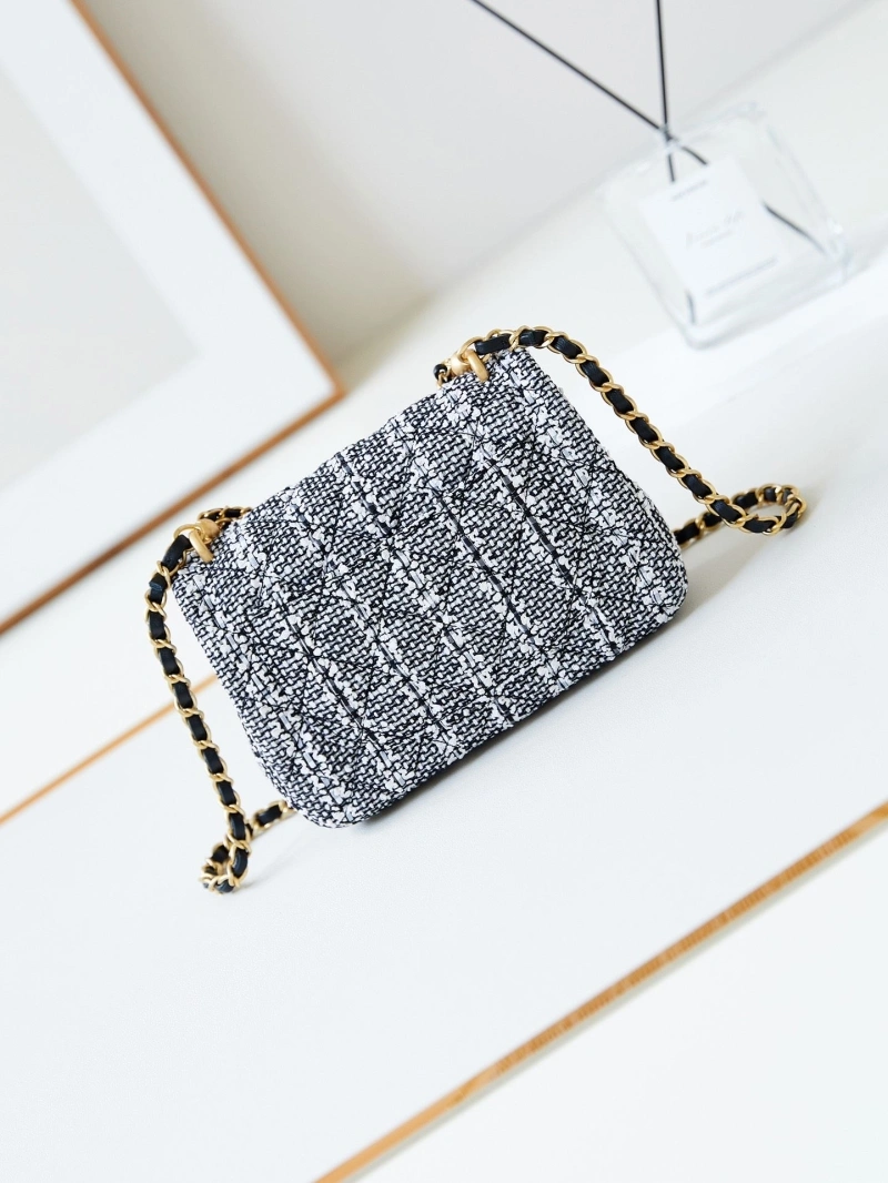 Chanel 19 Bags 4017-1532