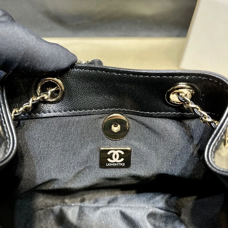 Chanel Backpacks 4017-1622