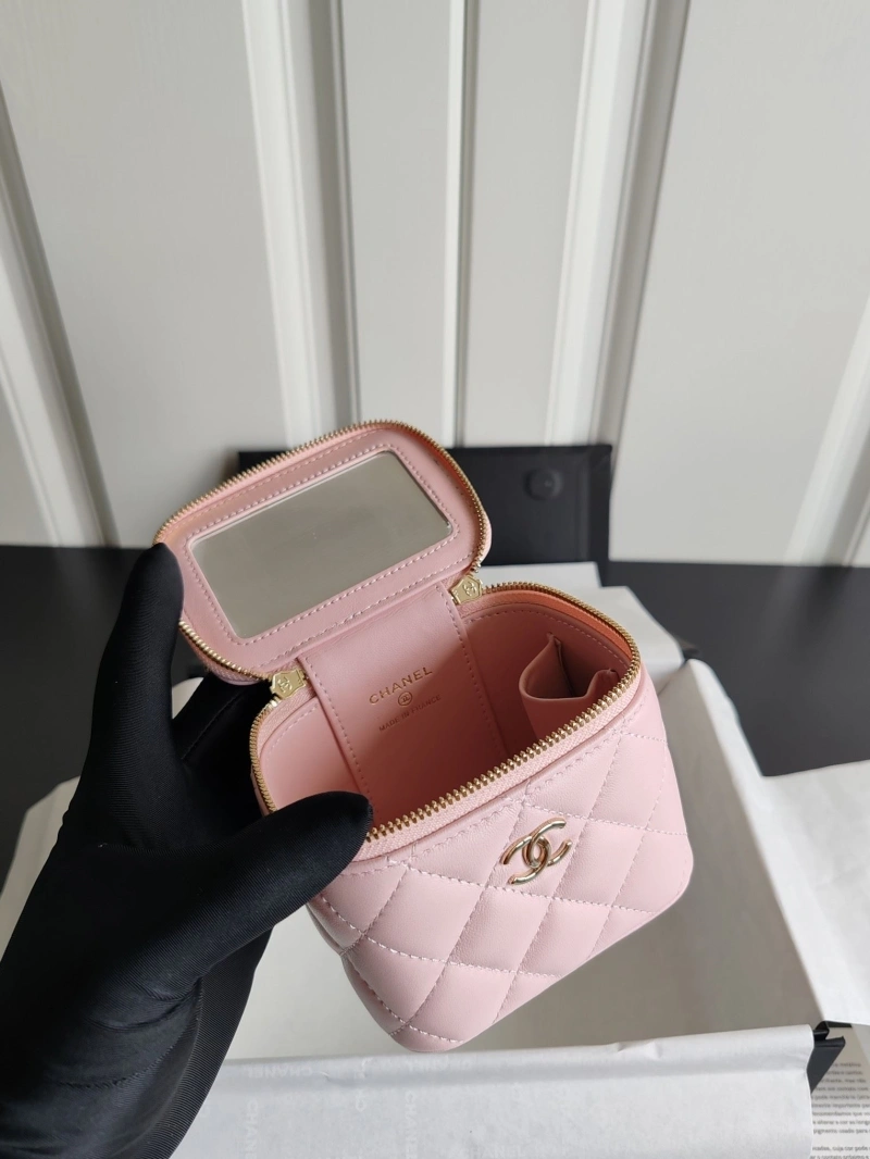 Ch**el cosmetic bags 4017-1648