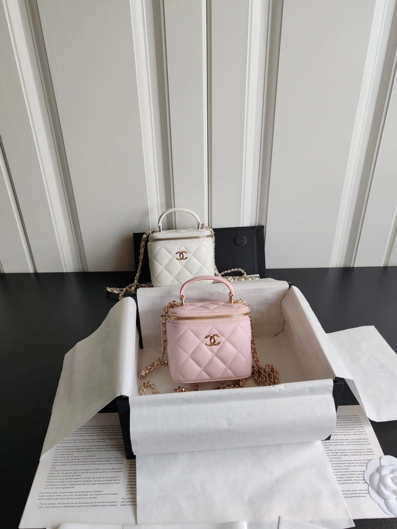 Ch**el cosmetic bags 4017-1648