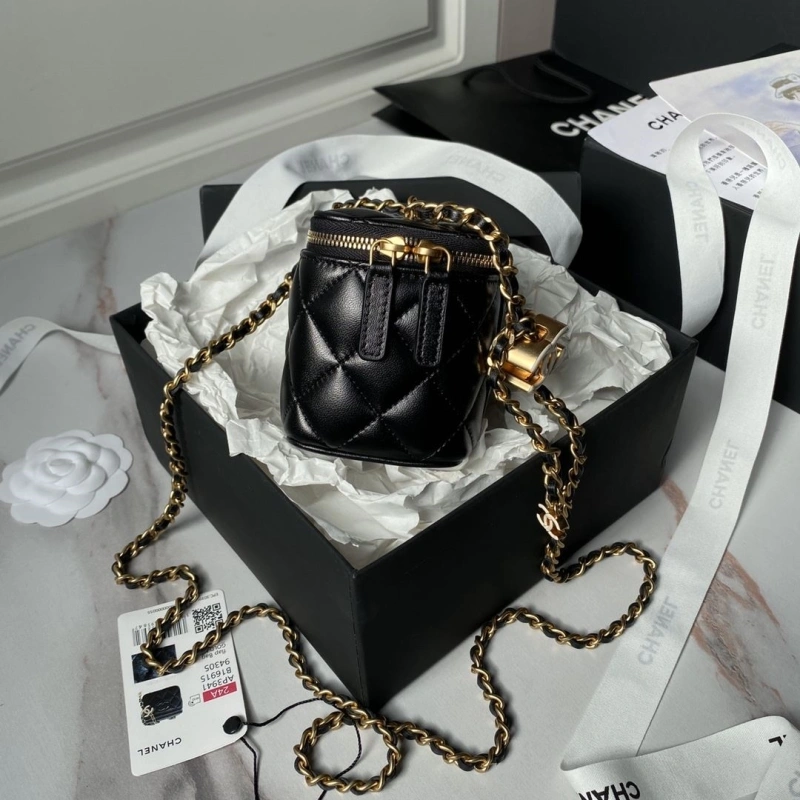 Chanel Cosmetic Bags 4017-1659