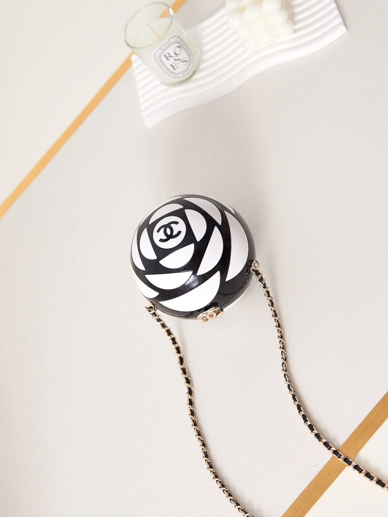 Chanel Round Bags 4017-1666