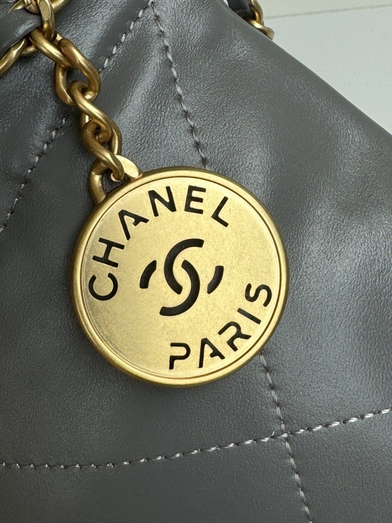 Chanel Shopping Bags 4017-1676