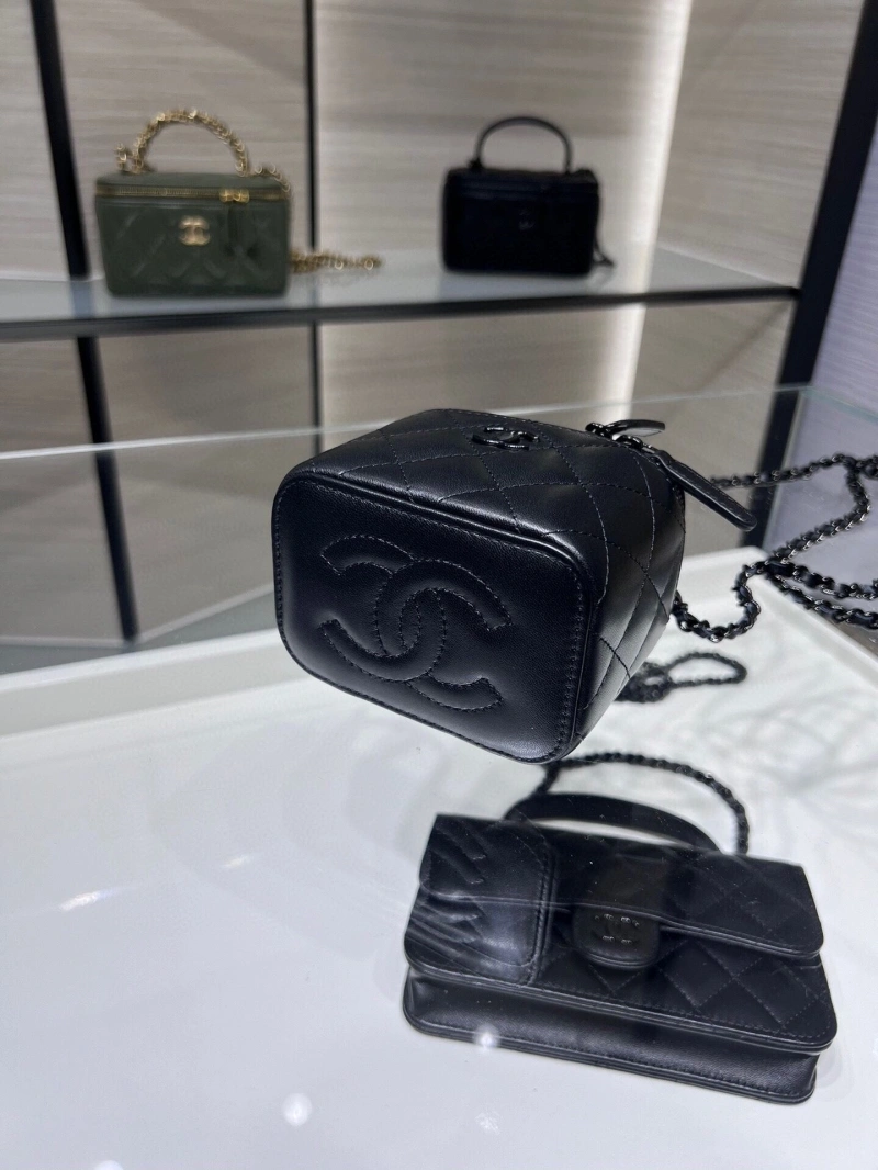 Chanel Cosmetic Bags 4017-1738