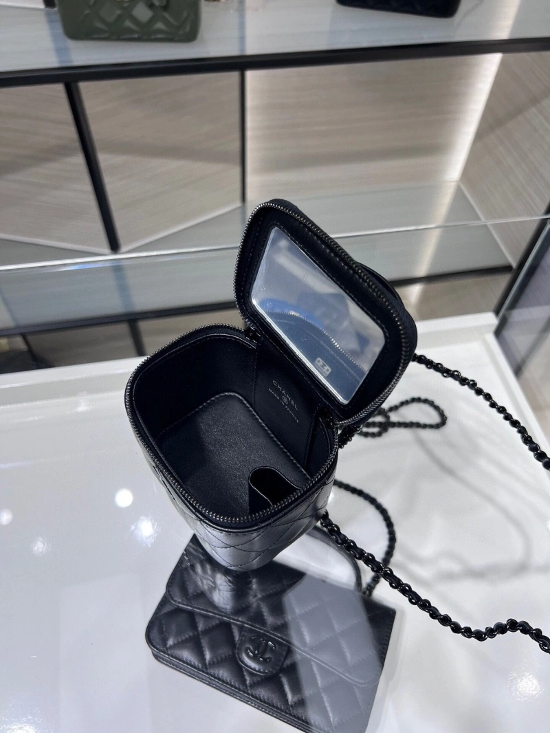 Chanel Cosmetic Bags 4017-1738