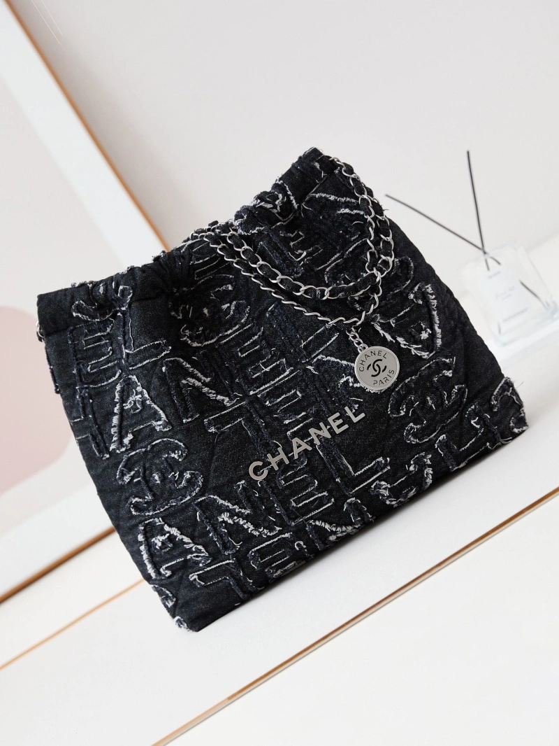 Chanel Shopping Bags 4017-1865