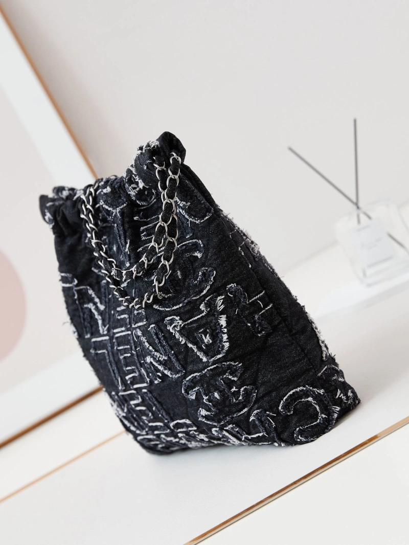 Chanel Shopping Bags 4017-1865