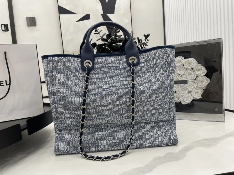 Chanel Shopping Bags 4017-1912