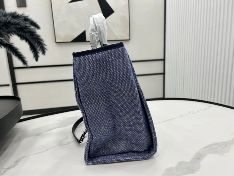 Chanel Shopping Bags 4017-1919