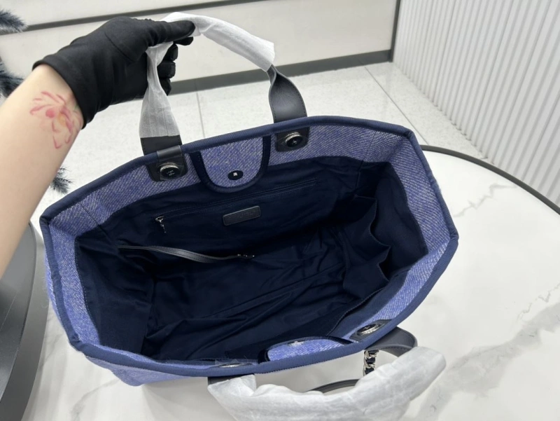 Chanel Shopping Bags 4017-1919