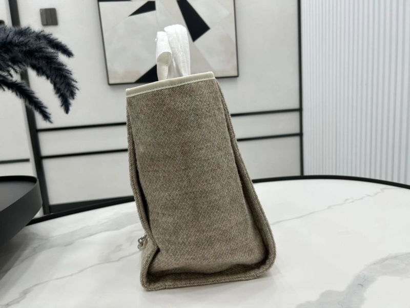 Chanel Shopping Bags 4017-1920